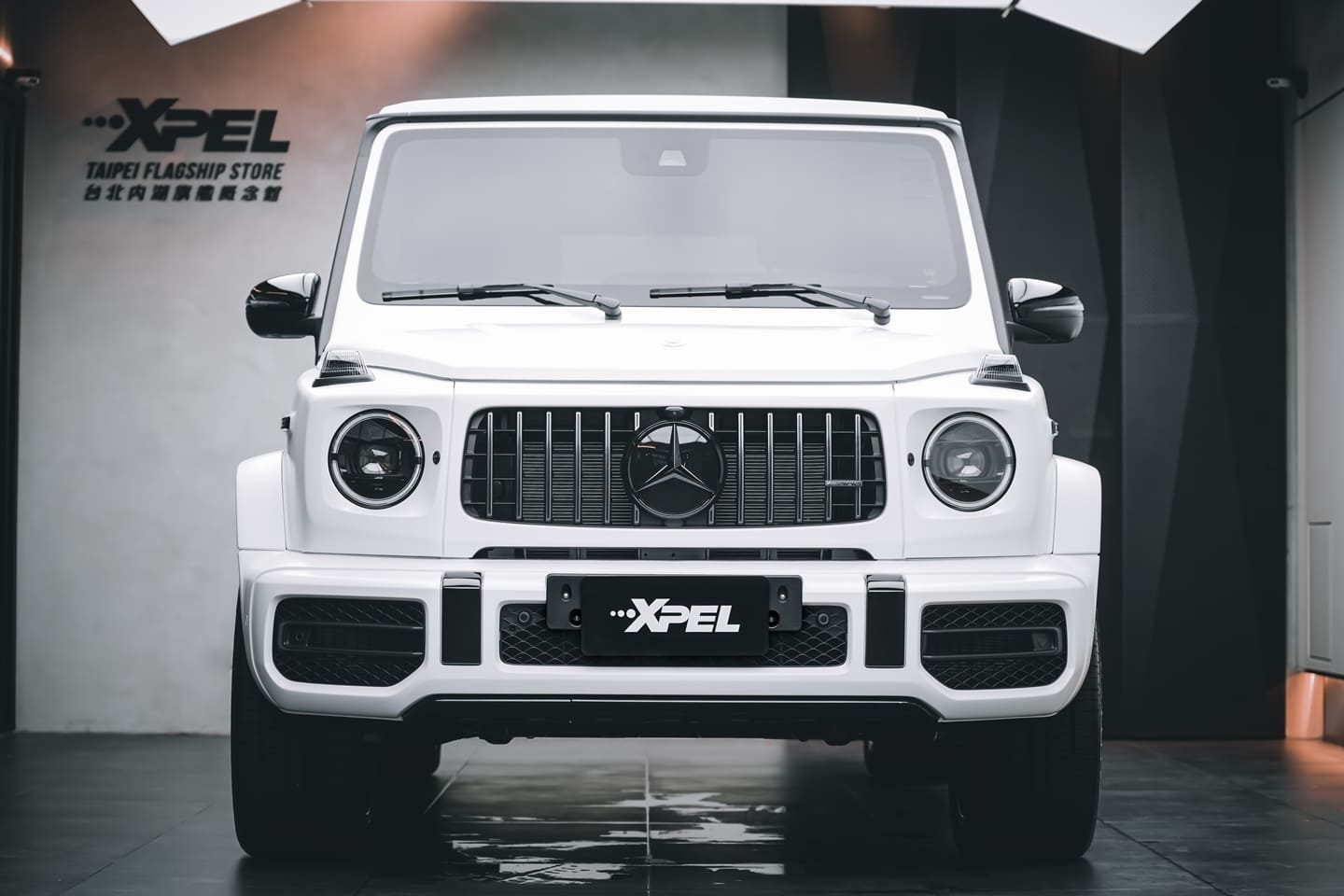 2022 Mercedes-AMG G 63 with XPEL LUX MATTE_02